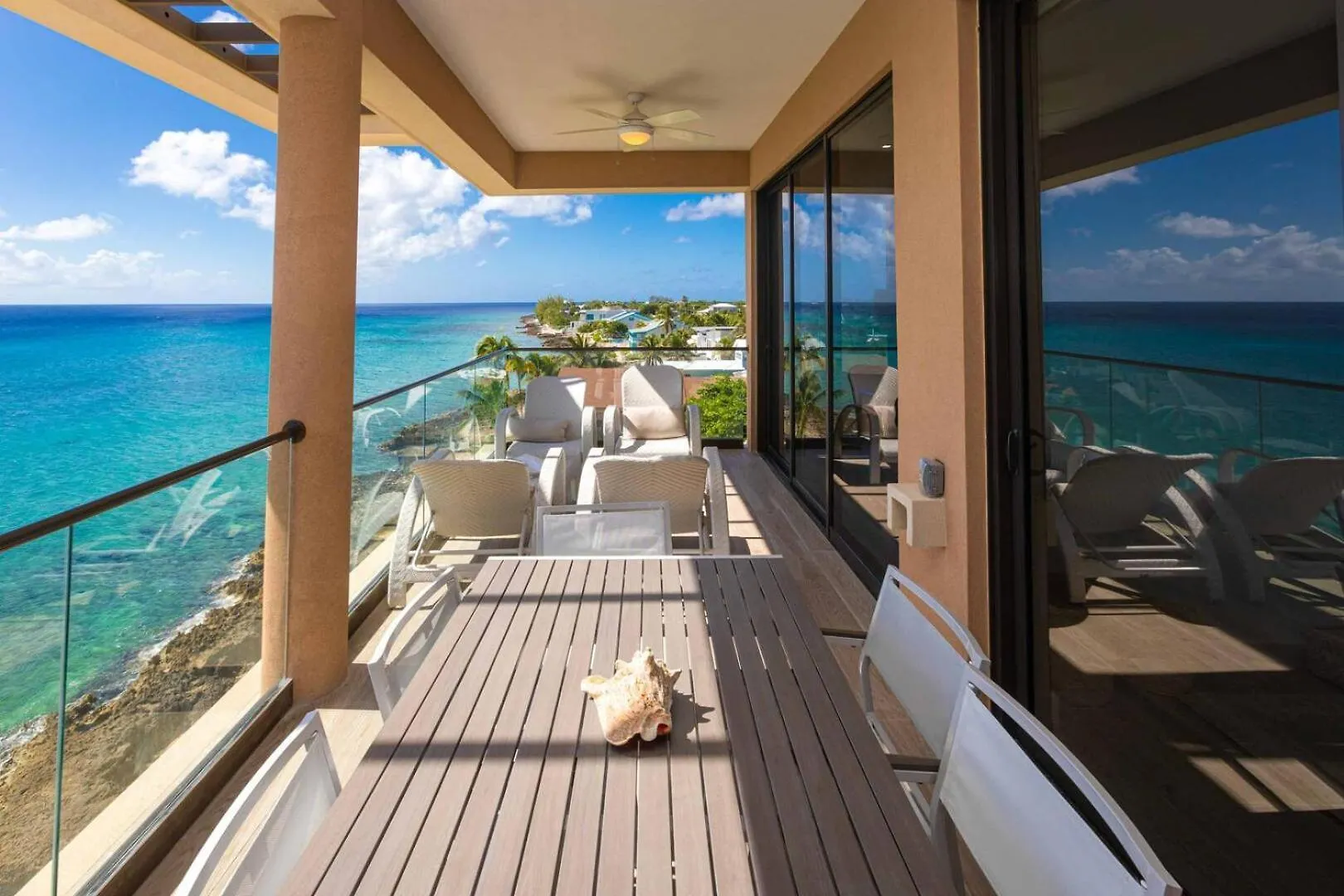 Apartment Seadreams 8 - Luxury Condo With Shared Pool, Hot Tub, Rooftop Lounge West Bay